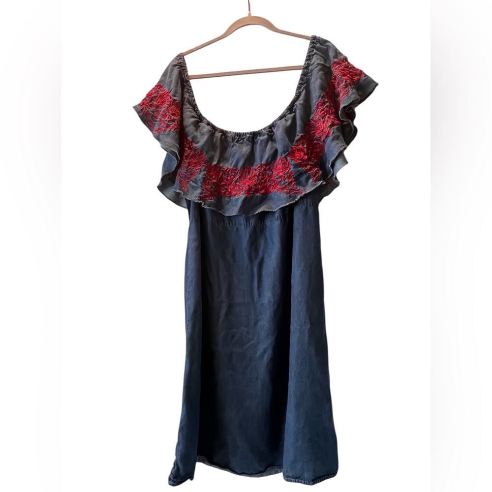 Philosophy Ruffle Off Shoulder Dress Blue With Red Floral Embroidery Size XL EUC